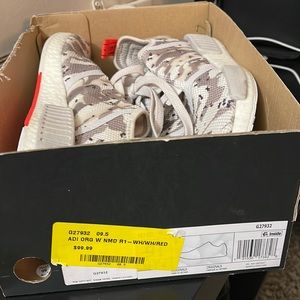 ADIDAS NMD_R1